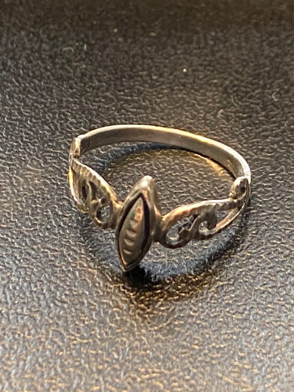 Size 6 Vintage Sterling Ring